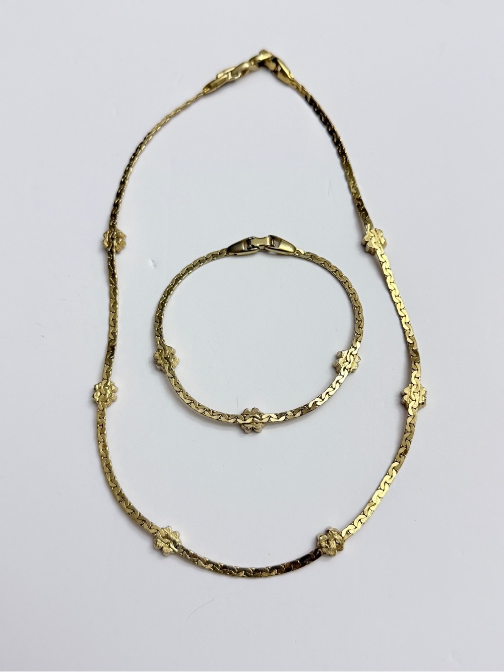 Vintage Floral Station Necklace & Bracelet Set Gold Tone - Picture 5 of 7